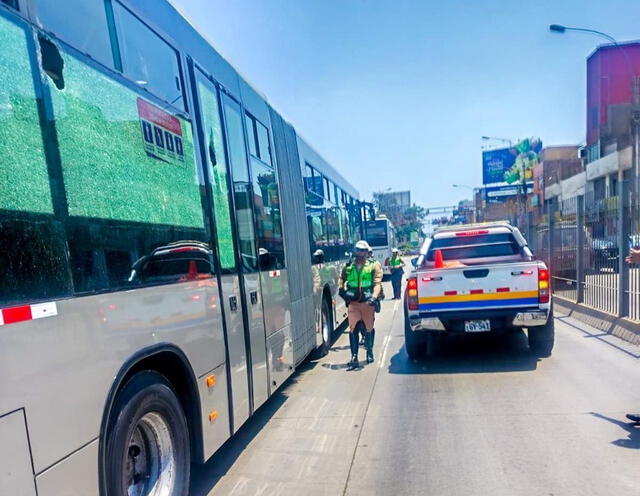 PNP resguarda las estaciones afectadas. Foto: ATU    