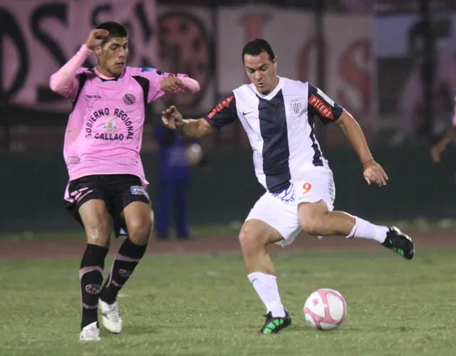 El último partido que jugó Peirone con camiseta de Alianza Lima. Marcó dos goles a Sport Boys. Foto: La República/Luis Jiménez