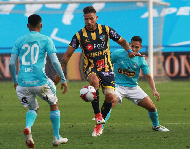 Alan Murialdo en su paso por Sport Rosario en 2018. Foto: La República   