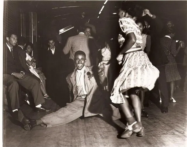 Bailarines en el Savoy Ballroom. Foto: Difusión