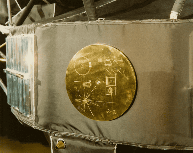  El disco de oro en la nave Voyager. Foto: NASA   