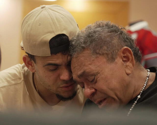 Imágenes del encuentro entre Luis Díaz y su papá. Foto: Selección Colombia/X   
