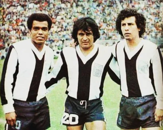  Cubillas, Sotil y Cueto fueron parte de una generación que brilló con la blanquiazul durante los años 70. Foto: Alianza Lima    