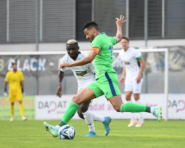 Mourad Batna es, si no el mejor, uno de los jugadores más determinantes de Al-Fateh incluso cuando estaba Cueva. Foto: Al-Fateh   