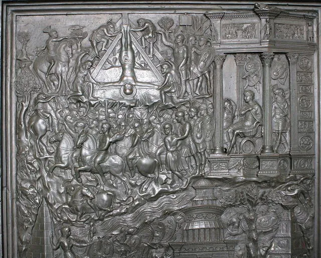  Historia ilustrada de la crucifixión de San Pedro en su basílica. Foto: Reliquiosamente   