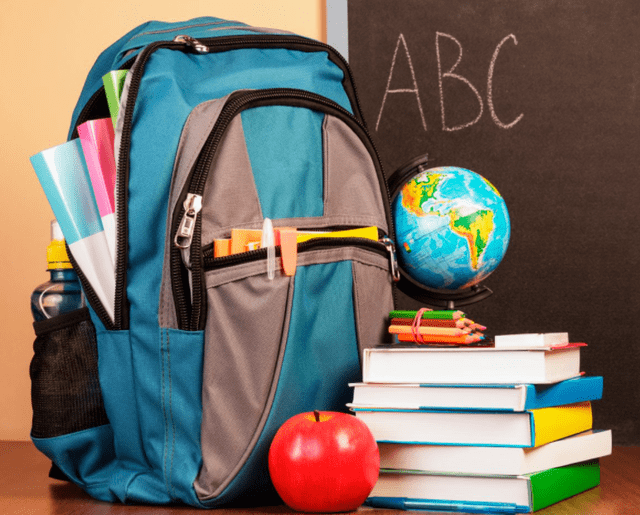 Clases presenciales 2022: 8 consejos para ordenar la mochila de tu hijo