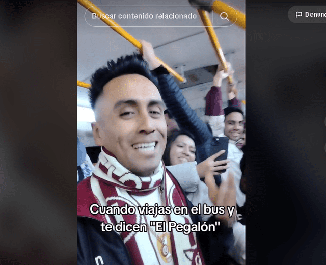 El doble de Christian Cueva tuvo peculiar recibiendo en un bus de transporte público. Foto: Tiktok/Adán Chumbipuma.   