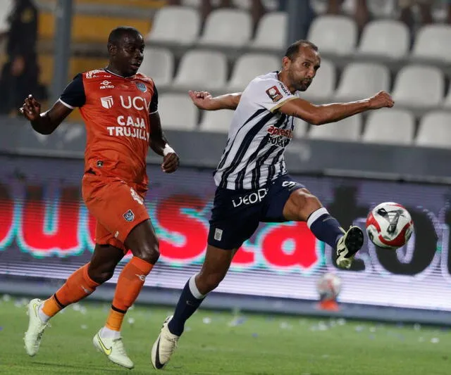  En el Apertura también se jugó en el Estadio Nacional. Alianza Lima ganó 2-1. Foto: Luis Jiménez/GLR    