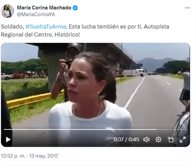  Video de 2017 en el que aparece María Corina Machado muestra un <strong>puente</strong> al costado de la pista. Foto: captura en X / María Corina Machado.&nbsp;<br>    
