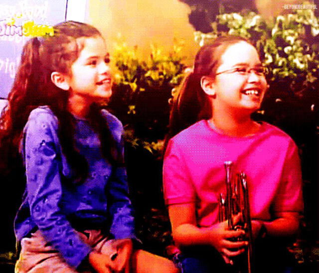 Selena Gomez y Demi Lovato en Barney y sus amigos