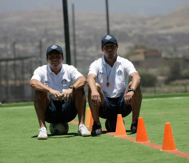 Zúñiga y Suárez amigos desde que jugaron en el FBC Melgar Foto: La República