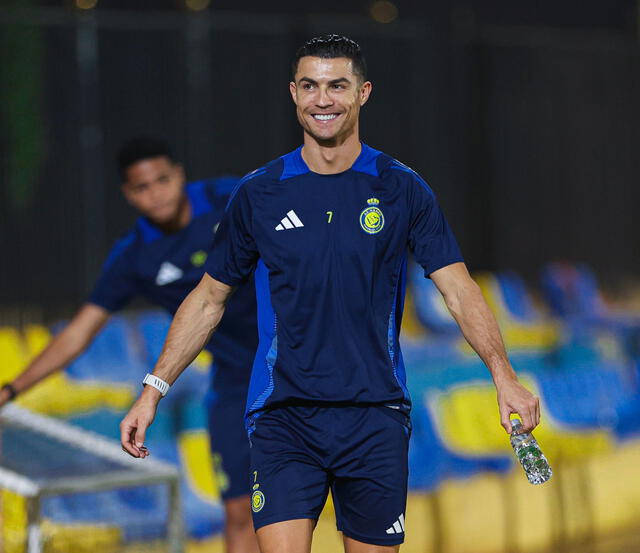  Cristiano Ronaldo busca su gol 907 en su carrera. Foto: Al Nassr/X   