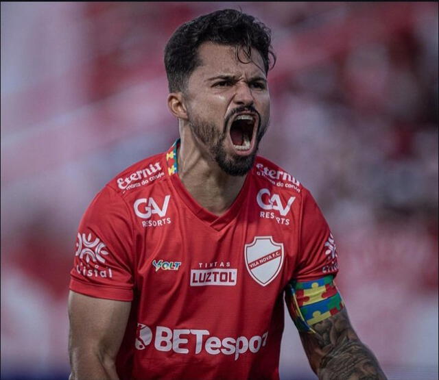  Alesson es el goleador del Vila Nova de Brasil. Foto: Twitter/Vila Nova FC   