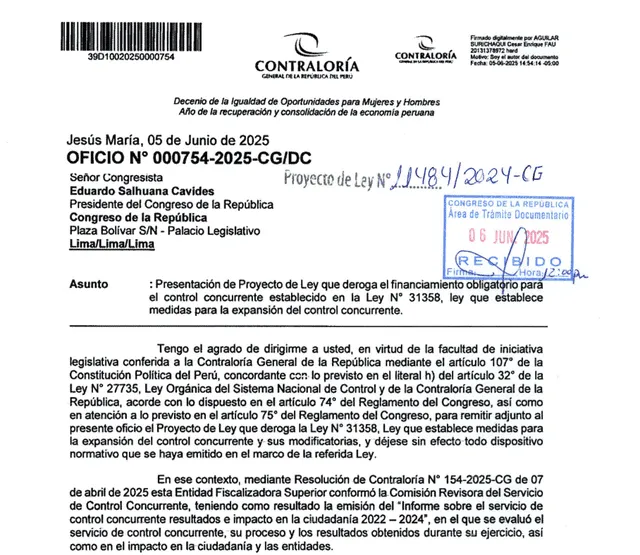 Proyecto de ley presentado por la Contraloría el último 6 de junio. Foto: Contraloría   