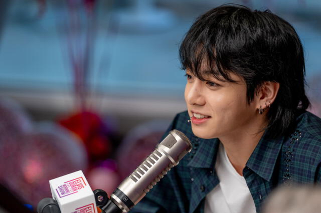 BTS: Jungkook asistió al programa radial 'Elvis Duran and the morning show'