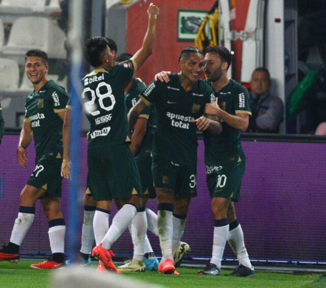  Paolo Guerrero selló la goleada de Alianza Lima por 3-0 ante Sport Boys. Foto: Luis Jiménez/GLR   