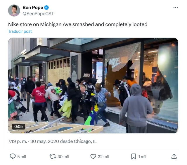 <em> Tuit original del periodista Ben Pope sobre el saqueo a la tienda Nike el 30 de mayo del 2020. Foto: captura de X</em>   