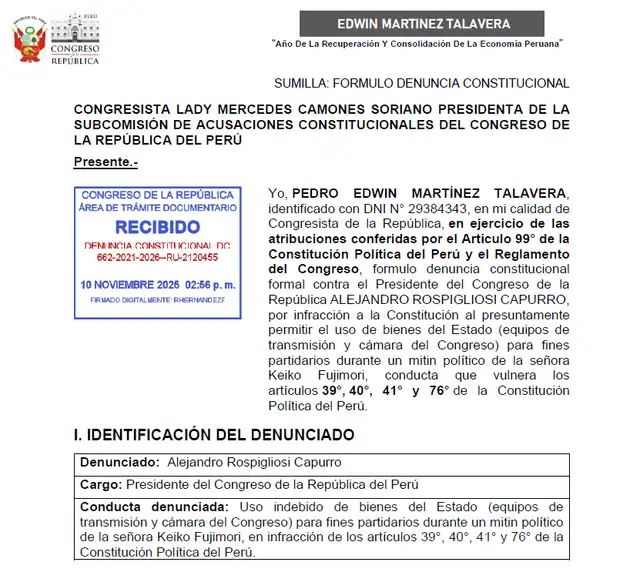 Denuncia constitucional presentada por Edwin Martínez. Foto: Congreso   