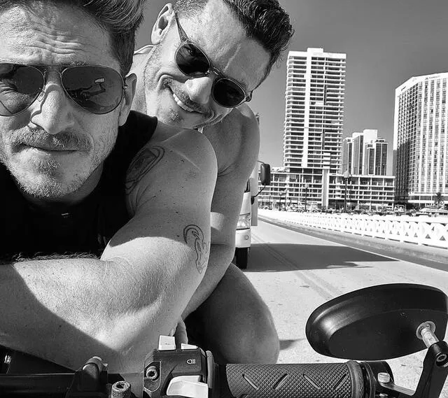 Luke Evans y su novio. Foto: Instagram