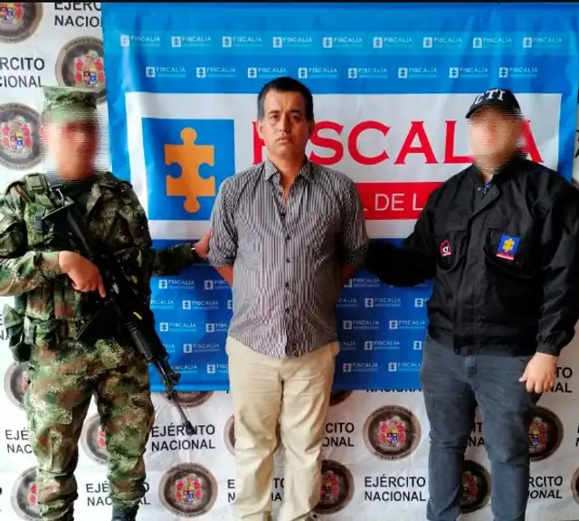 Colombia, capturan a padre que atacó a su hija a machetazos