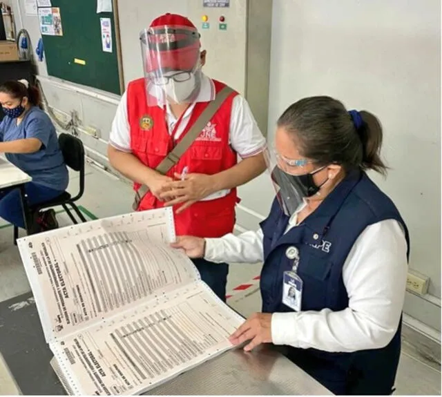  La Onpe apoyará a los centros poblados en el proceso. Foto: Onpe   