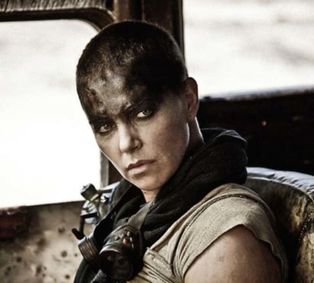 Charlize Theron como Imperator Furiosa