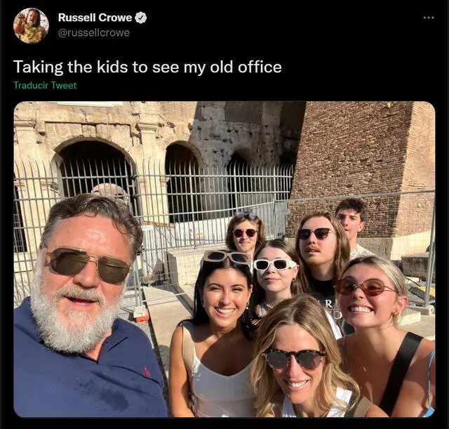 Tuit de Russell Crowe con referencia a Gladiador