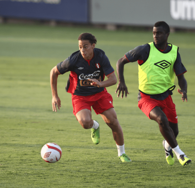 Benavente jugó 18 partidos con la selección peruana. Foto: FPF