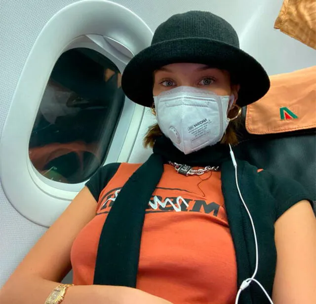 Bella Hadid también opto por las mascarillas ara cuidarse de coronavirus. Foto: Instagram