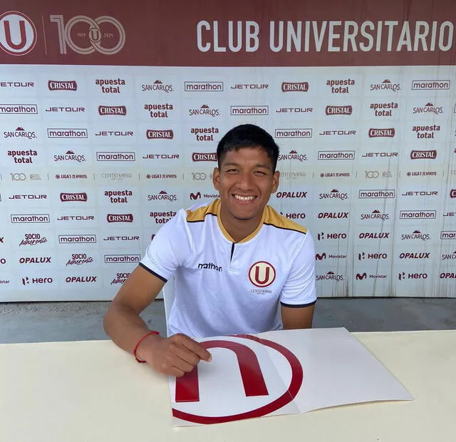  Fernando Paiva firmó contrato con Universitario hasta finales de 2025. Foto: Gustavo Peralta/X   