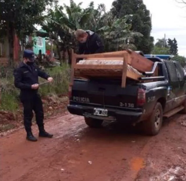 Los fleteros devolvieron la casa. Foto: Clarín y Misiones Online