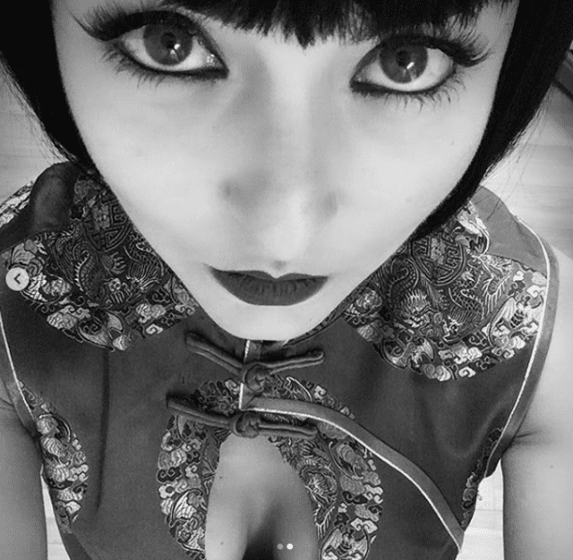 Usuarios de Angelique Boyer creen que se trata de una peluca.