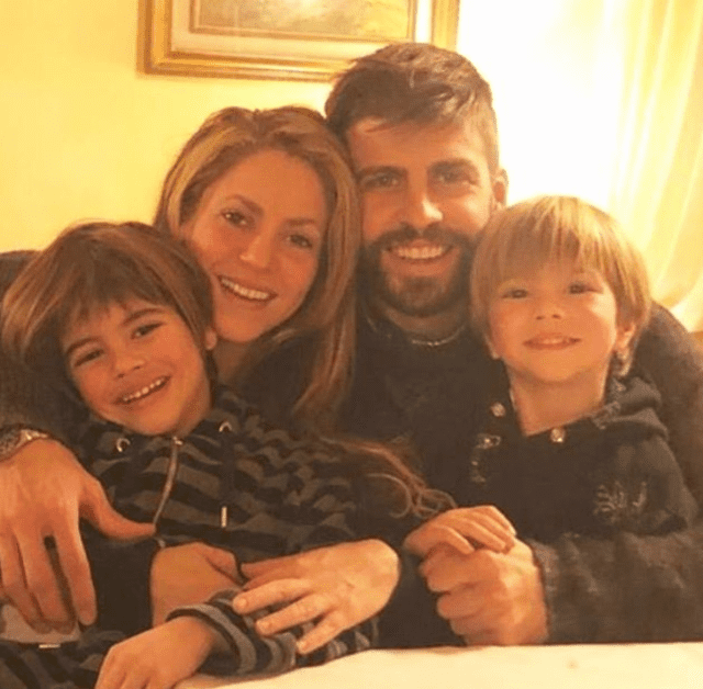Gerard Piqué y Shakira tiene dos hijos: Milan y Sasha.