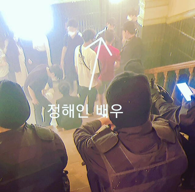 Fotos del rodaje de Snowdrop, drama de Jisoo y Jung Hae In. Foto: captura Twitter