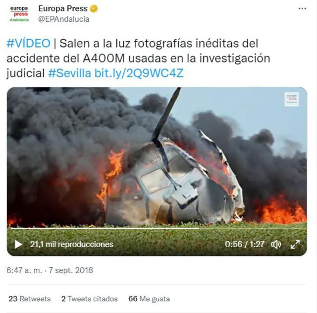 Imagen del avión destrozado en Sevilla, España. Foto: captura en Twitter / Europa Press.