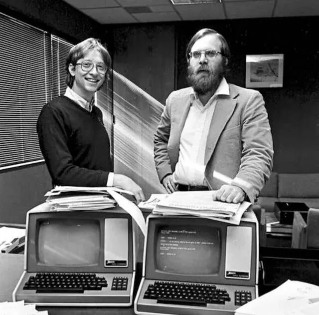  Bill Gates y Paul Allen en su juventud. Foto: jmatuk 