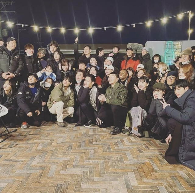 Taehyung visitó el set de Itaewon Class para la filmación del episodio final.