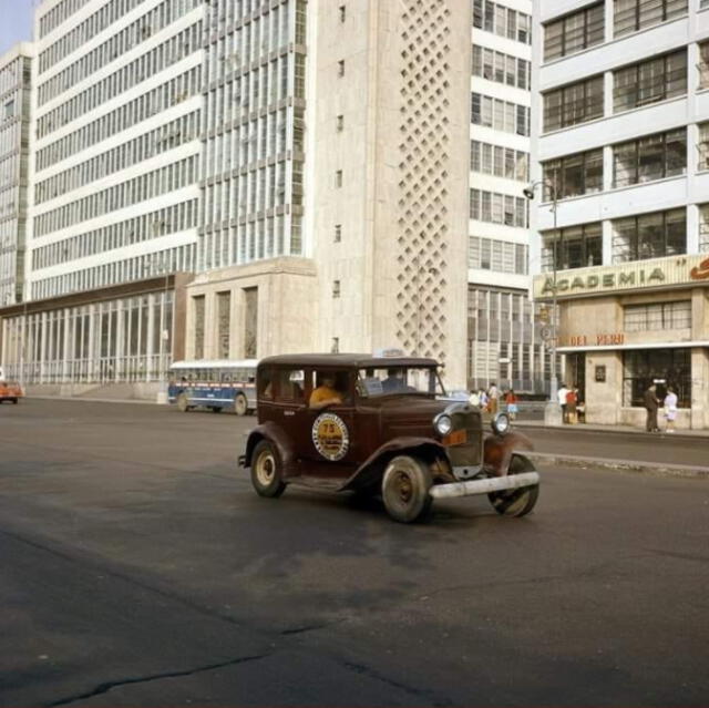 Avenida Abancay en 1972. Foto: Lima la Única