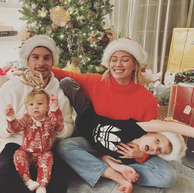 Hilary Duff Instagram: postal navideño