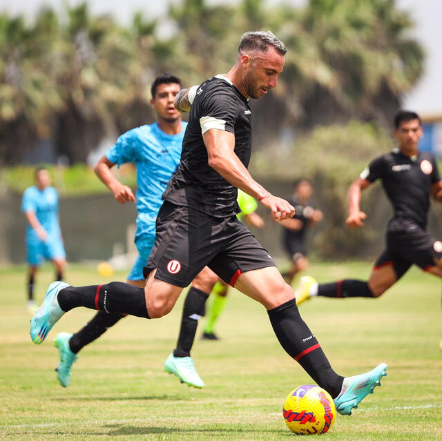 Herrera tuvo minutos ante la escuadra de Junín. Foto: Universitario/Twitter