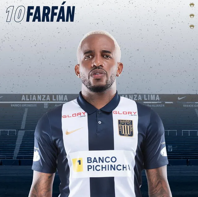  Jefferson Farfán se retiró del fputbol con la camiseta de Alianza Lima en 2022. Foto: Alianza Lima/X   