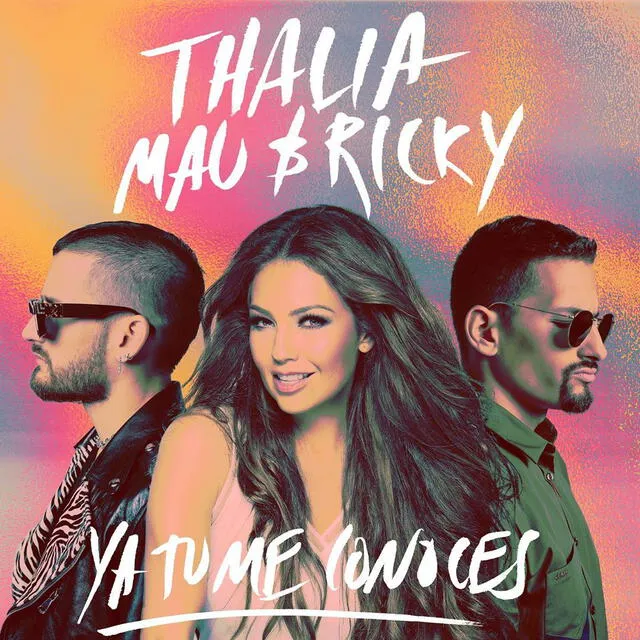 Thalía y 'Mau y Ricky' en "Ya tú me conoces" (Foto: Captura / VEVO)