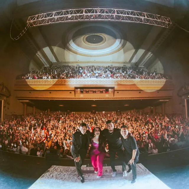 Carla Morrison en concierto. Foto: captura/Instagram de Carla Morrison