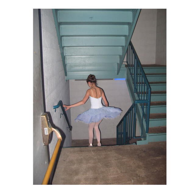 Tuvo un pasado como bailarina de ballet. Foto: Instagram/@margaretqualley