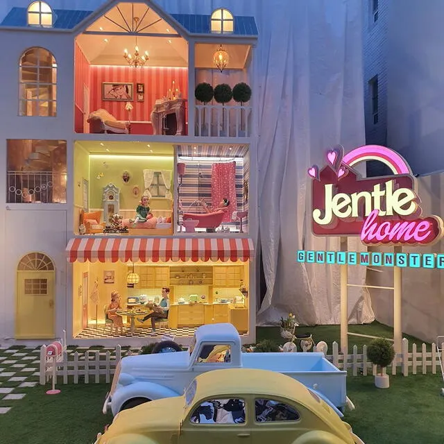 Gentle Monster presenta la casa de muñecas Jentle Home inspirada en la que tenía Jennie de BLACKPINK cuando era niña.