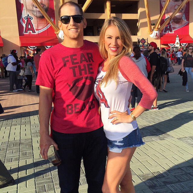 Fabi y Josh Powell, se conocieron en 2014 durante un viaje de California a Nashville para un partido de fútbol. Foto: @fabipowell/Instagram