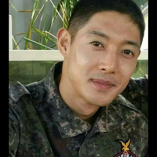 Kim Hyun Joong, servicio militar