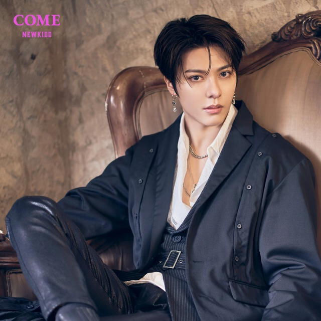 Newkidd: Hansol formó parte del primer comeback del grupo con el single "COME".