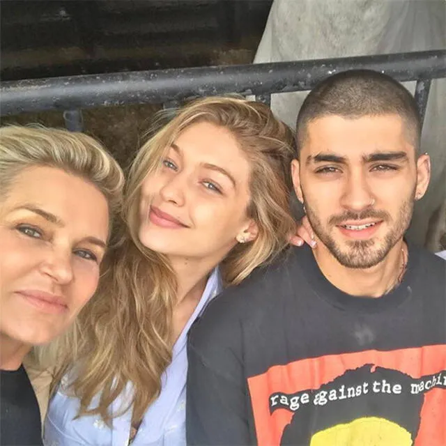 Zayn junto a Gigi y Yolanda Hadid. Foto: Instagram/Gigi Hadid