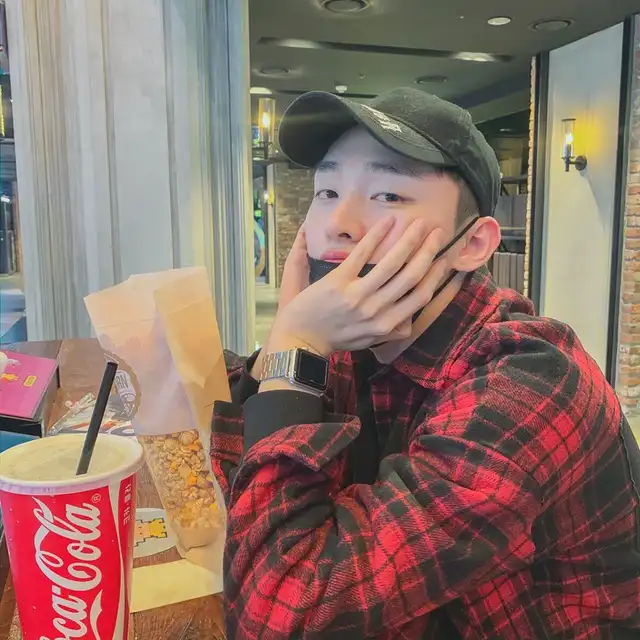 Yoon Jisung de WANNA ONE